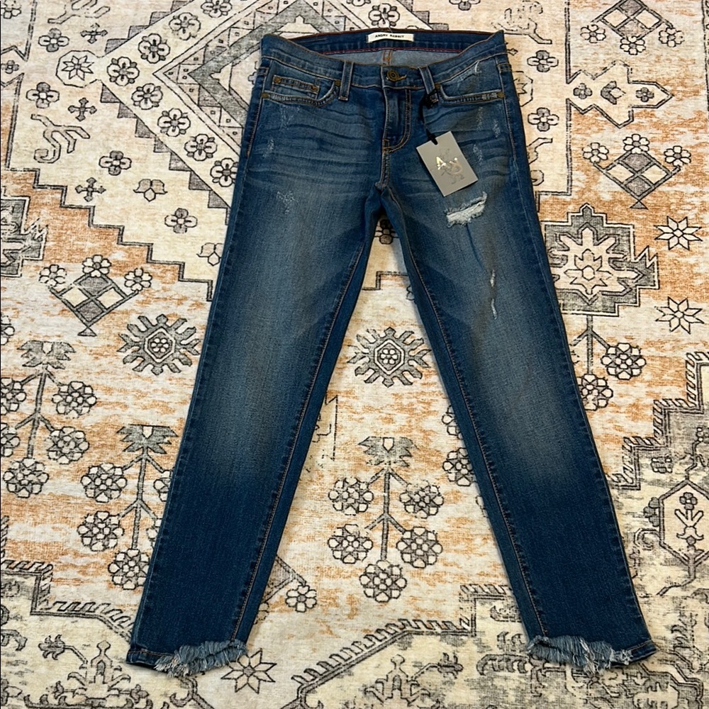 NWT ANGRY RABBIT 25 skinny destroyed wash cropped jeans with slant hem